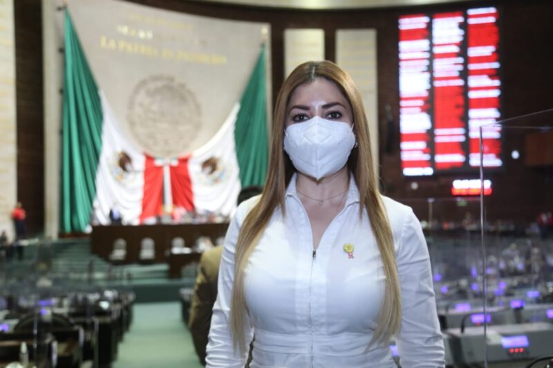 AZUCENA-RODRIGUEZ-ZAMORA