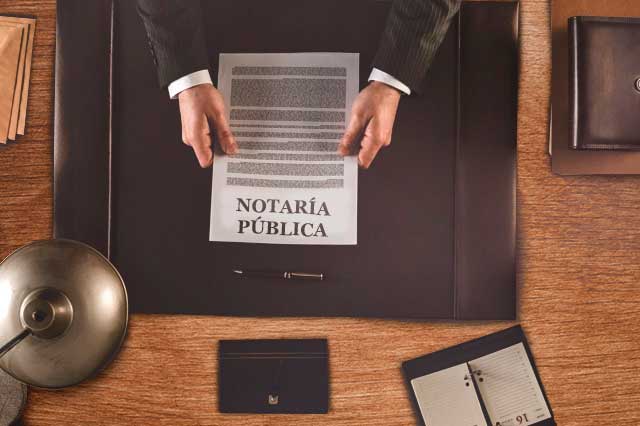 notario