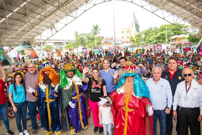 Excelente inicio de año con festejos por Día de Reyes del DIF Poza Rica