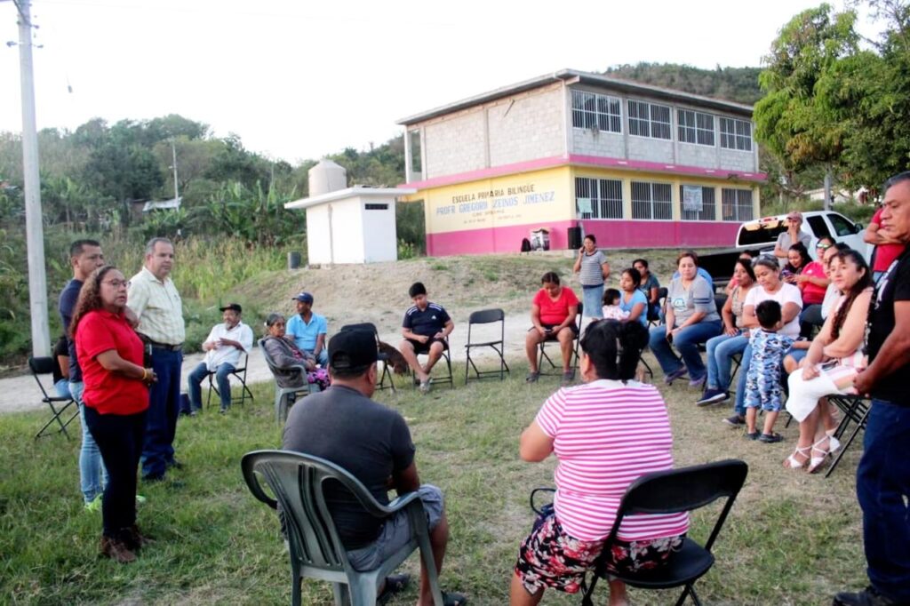 f0c10187-e8fc-4d5a-8488-fc6ac60ddc24