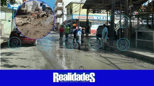 Voluntarios rescatan a 12 personas (9)