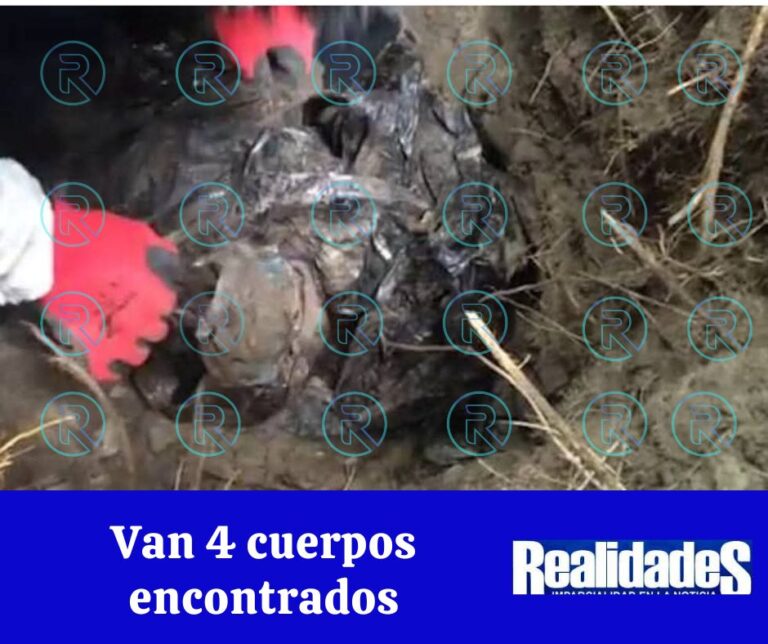 Voluntarios rescatan a 12 personas (24)